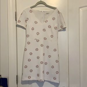 Club Monaco white dress with floral design